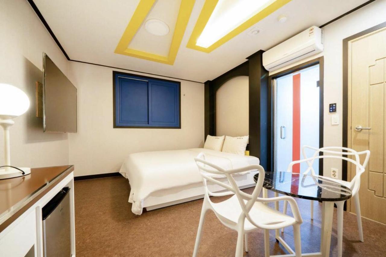 Hotel Uk ปูซาน ภายนอก รูปภาพ